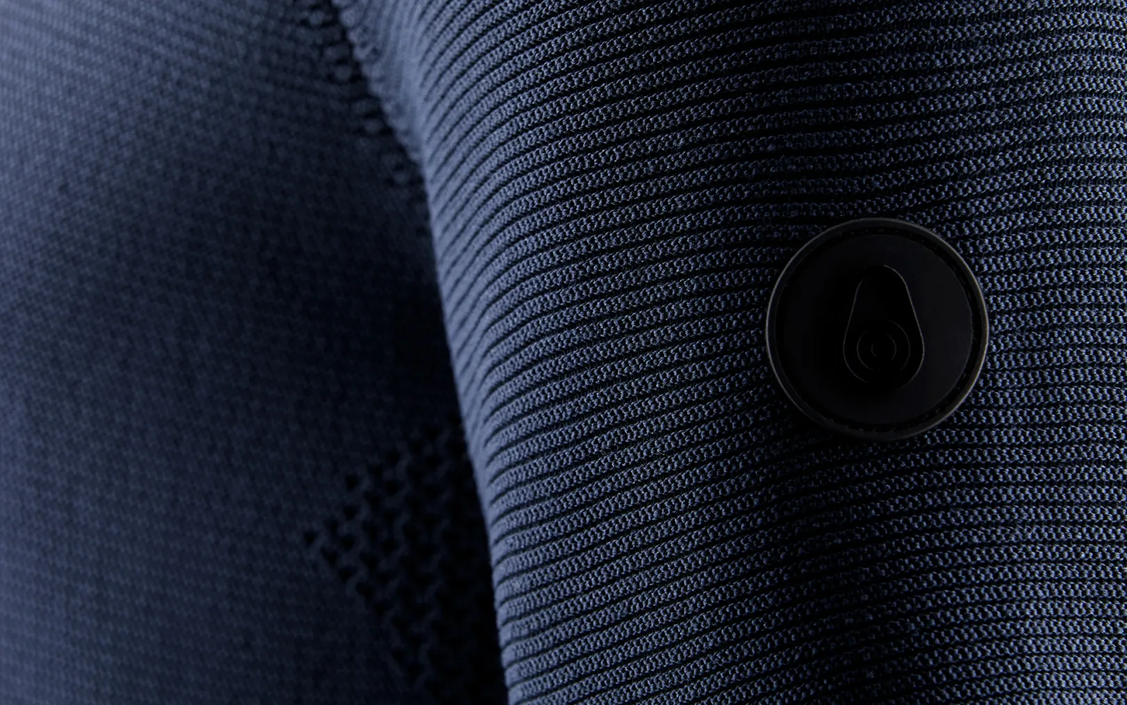 ELEMENT SEAMLESS ZIP HOOD