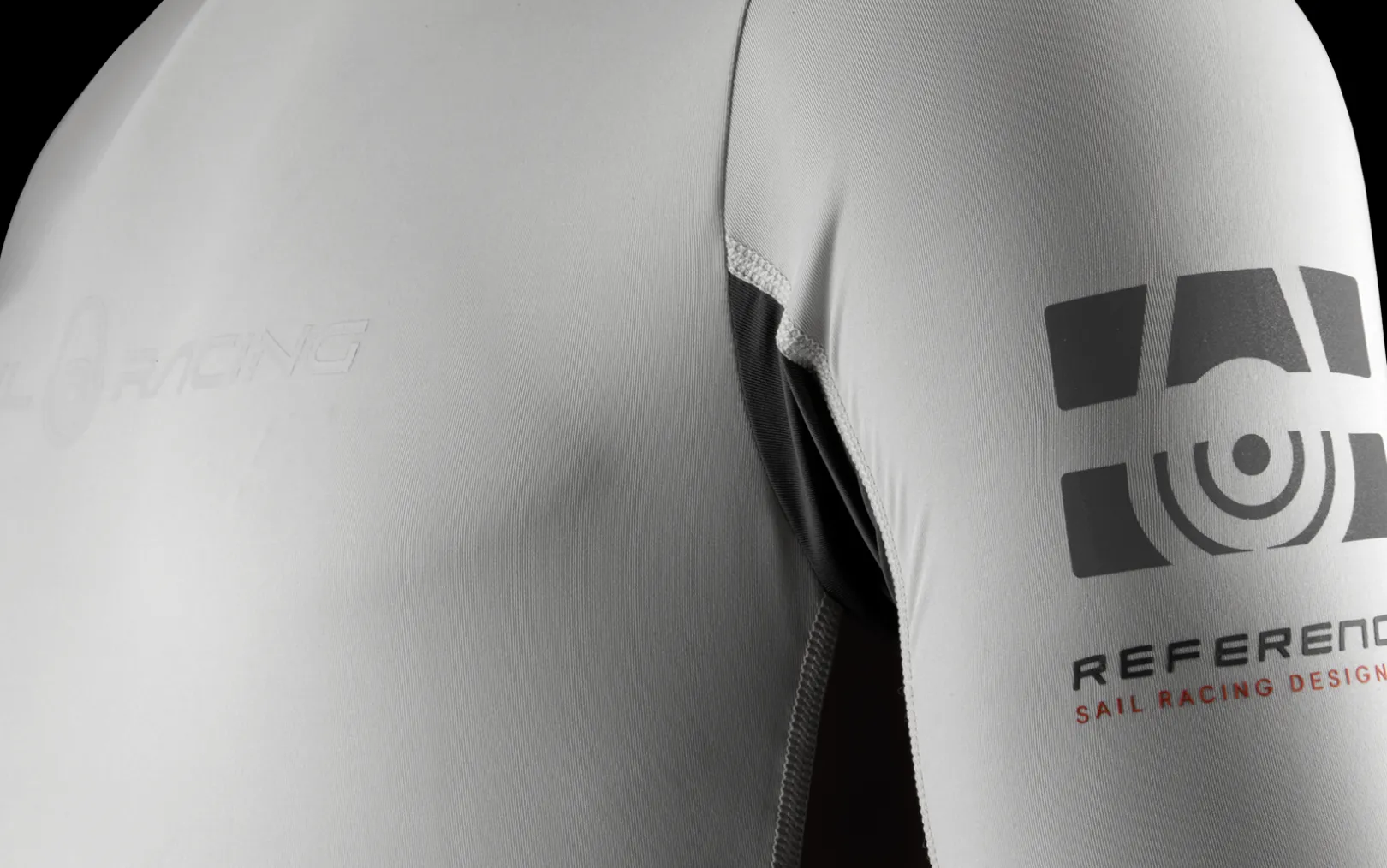 REFERENCE LS RASHGUARD