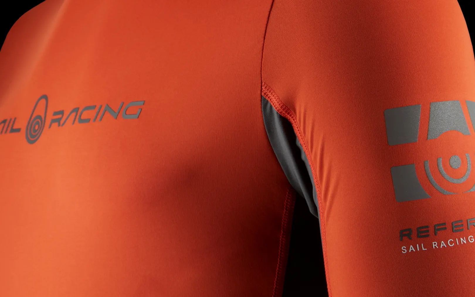 REFERENCE LS RASHGUARD