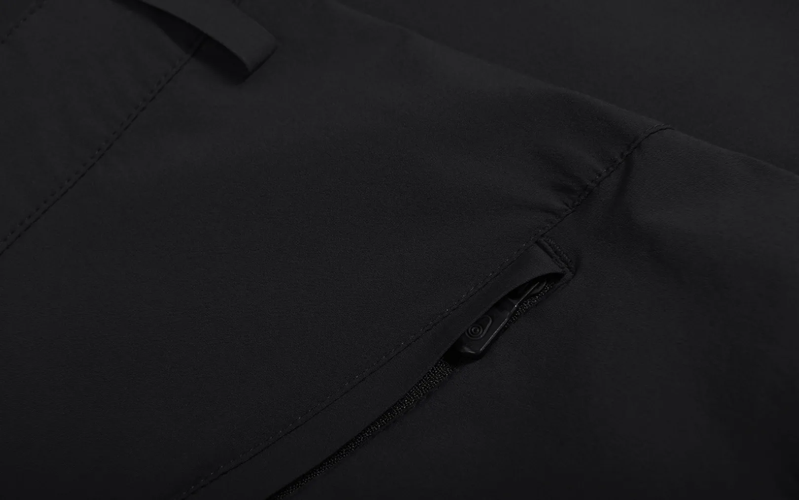 SPRAY STRETCH SHORTS